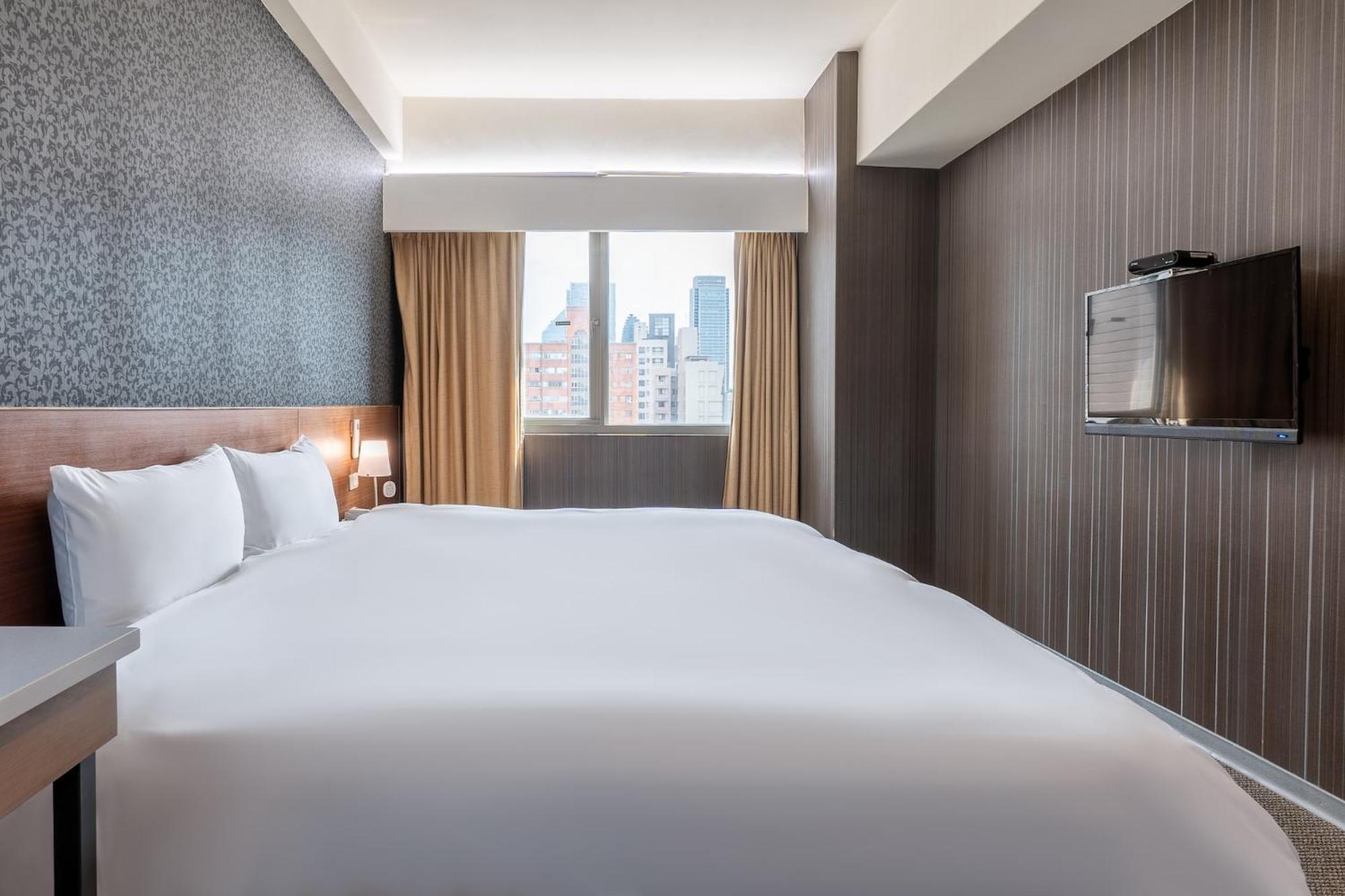 The Galerie Hotel Taichung Exterior photo