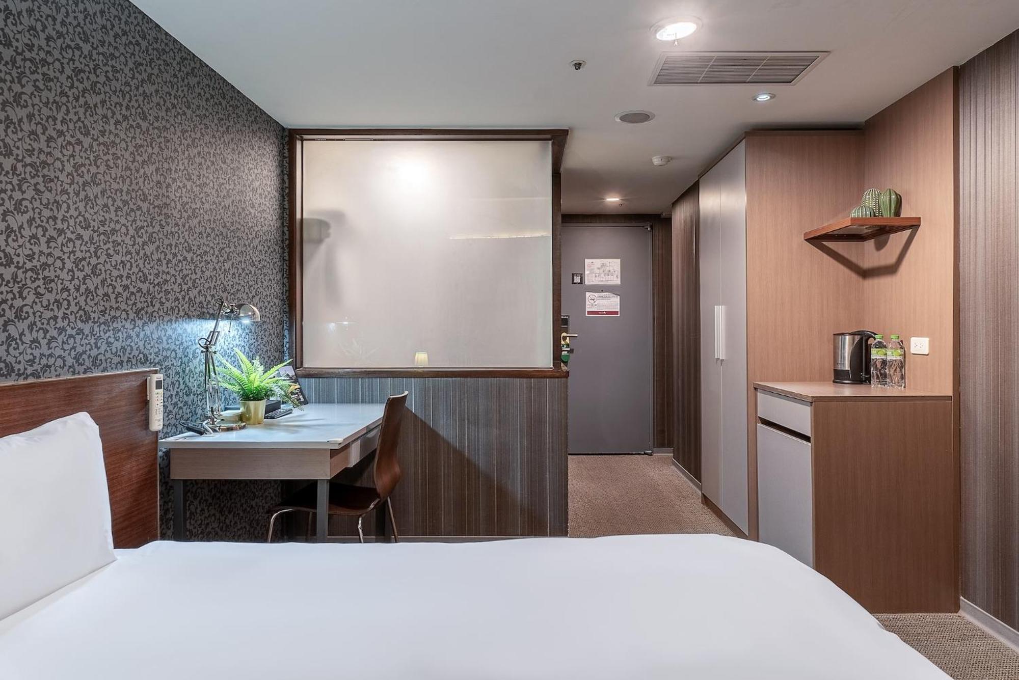 The Galerie Hotel Taichung Exterior photo