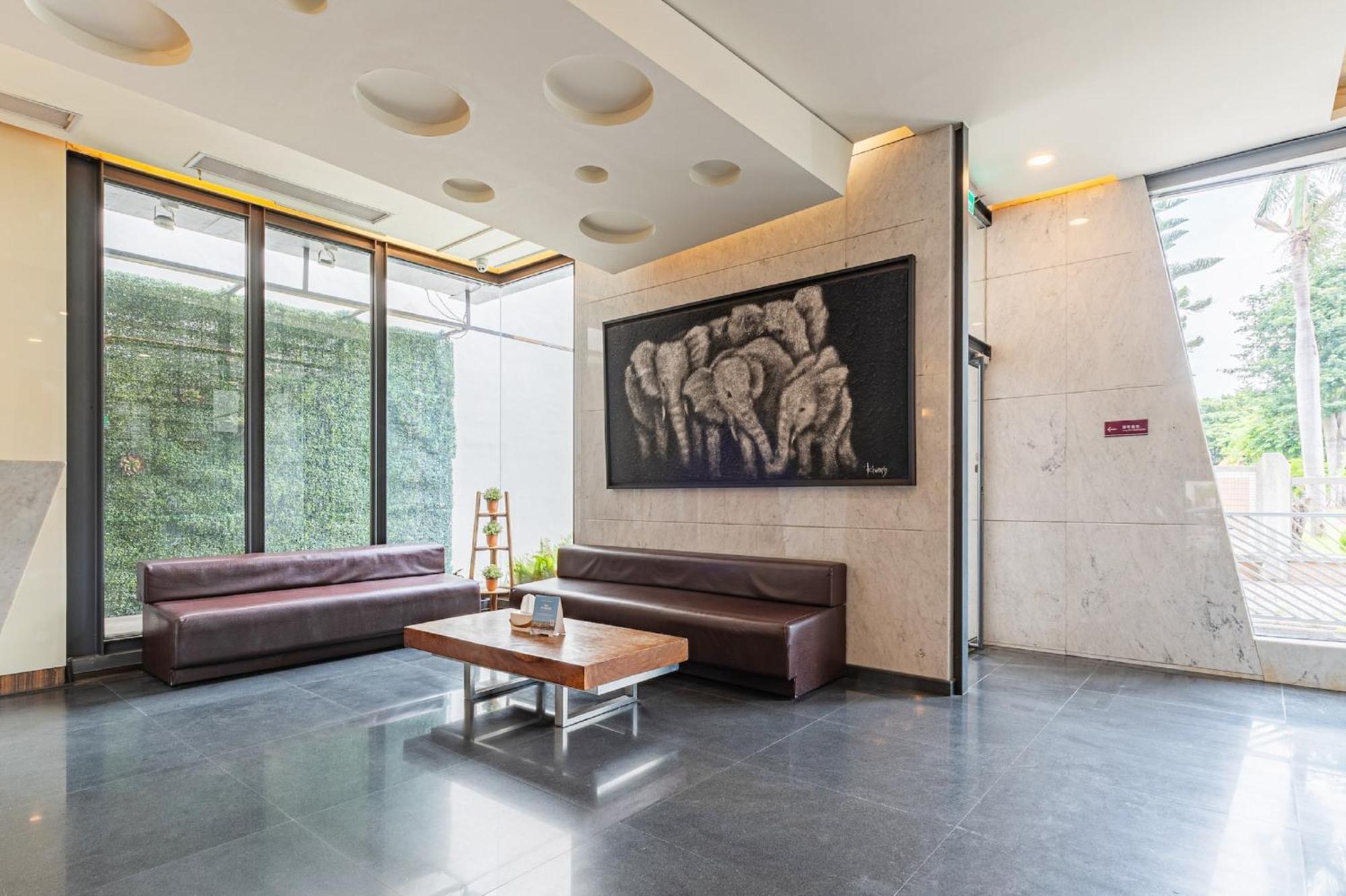 The Galerie Hotel Taichung Exterior photo